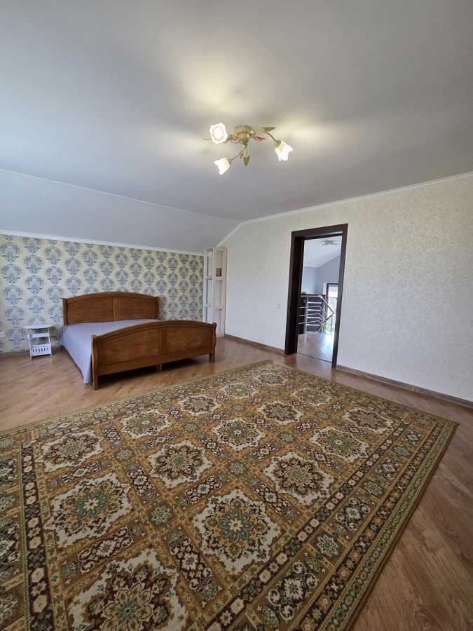 Продаж будинку 269 м², Озерна вул.