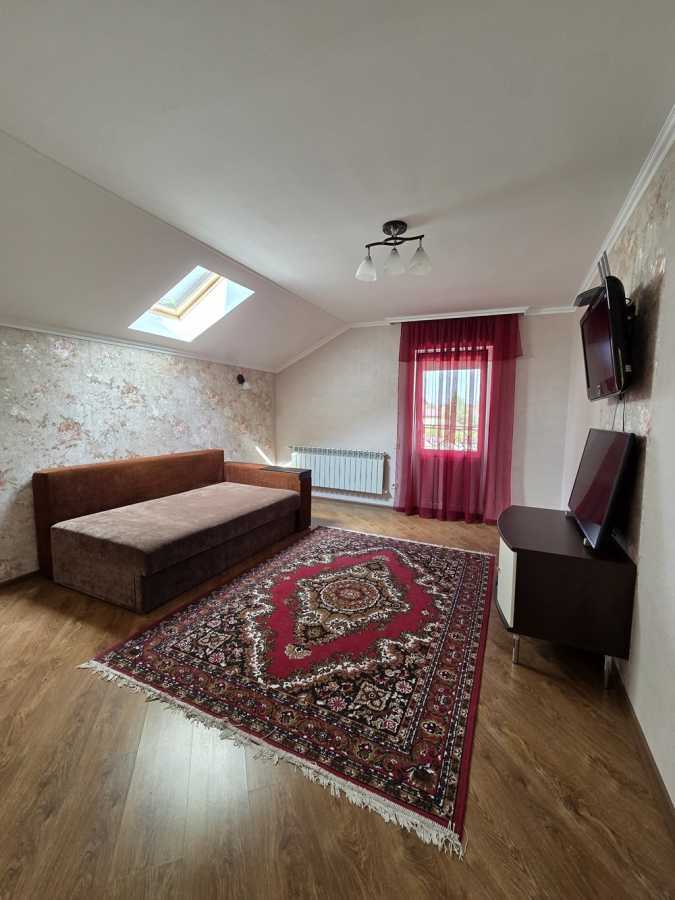 Продаж будинку 269 м², Озерна вул.