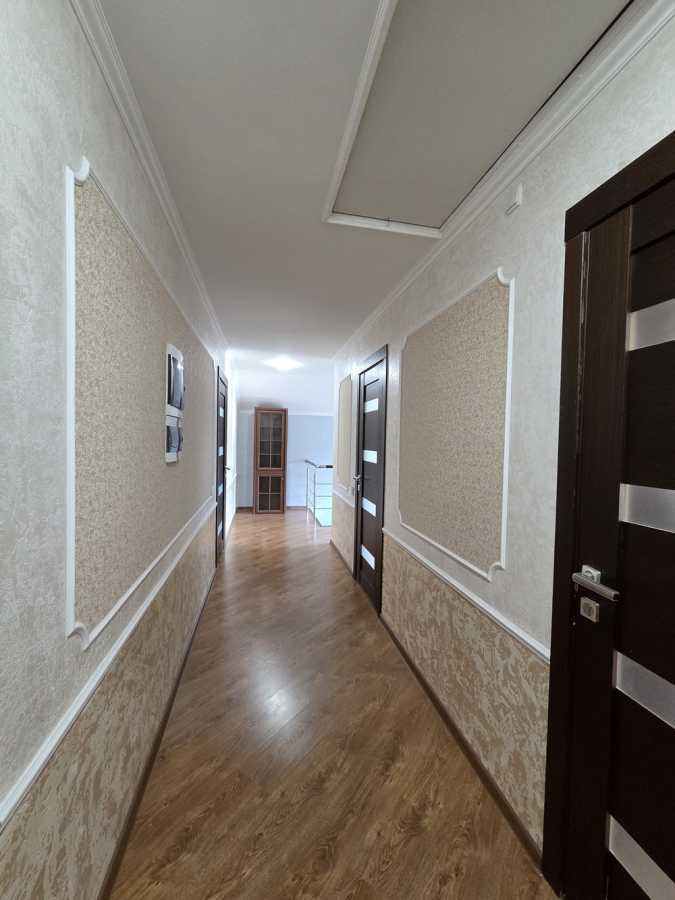 Продаж будинку 269 м², Озерна вул.