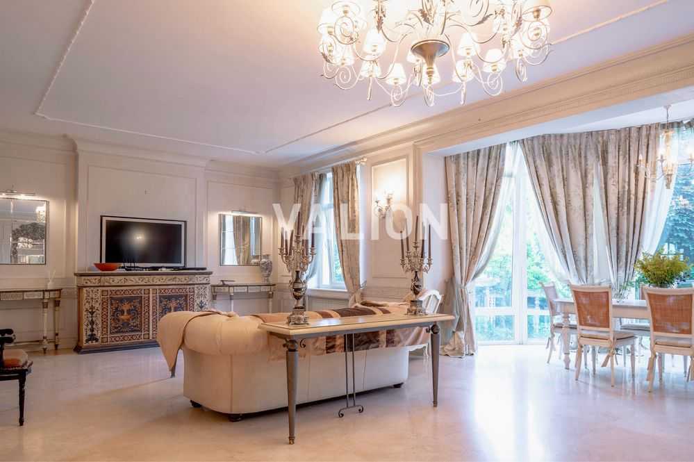Продаж котеджу 708 м², Сагайдачного вул., 17