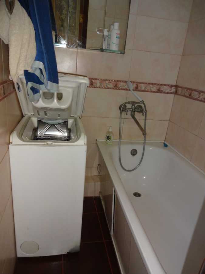 Продажа 3-комнатной квартиры 57 м², Привокзальная ул., 12