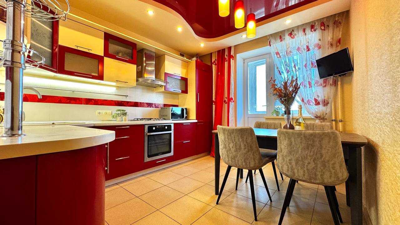 Продажа 2-комнатной квартиры 75.7 м², Тарасовская ул., 8А
