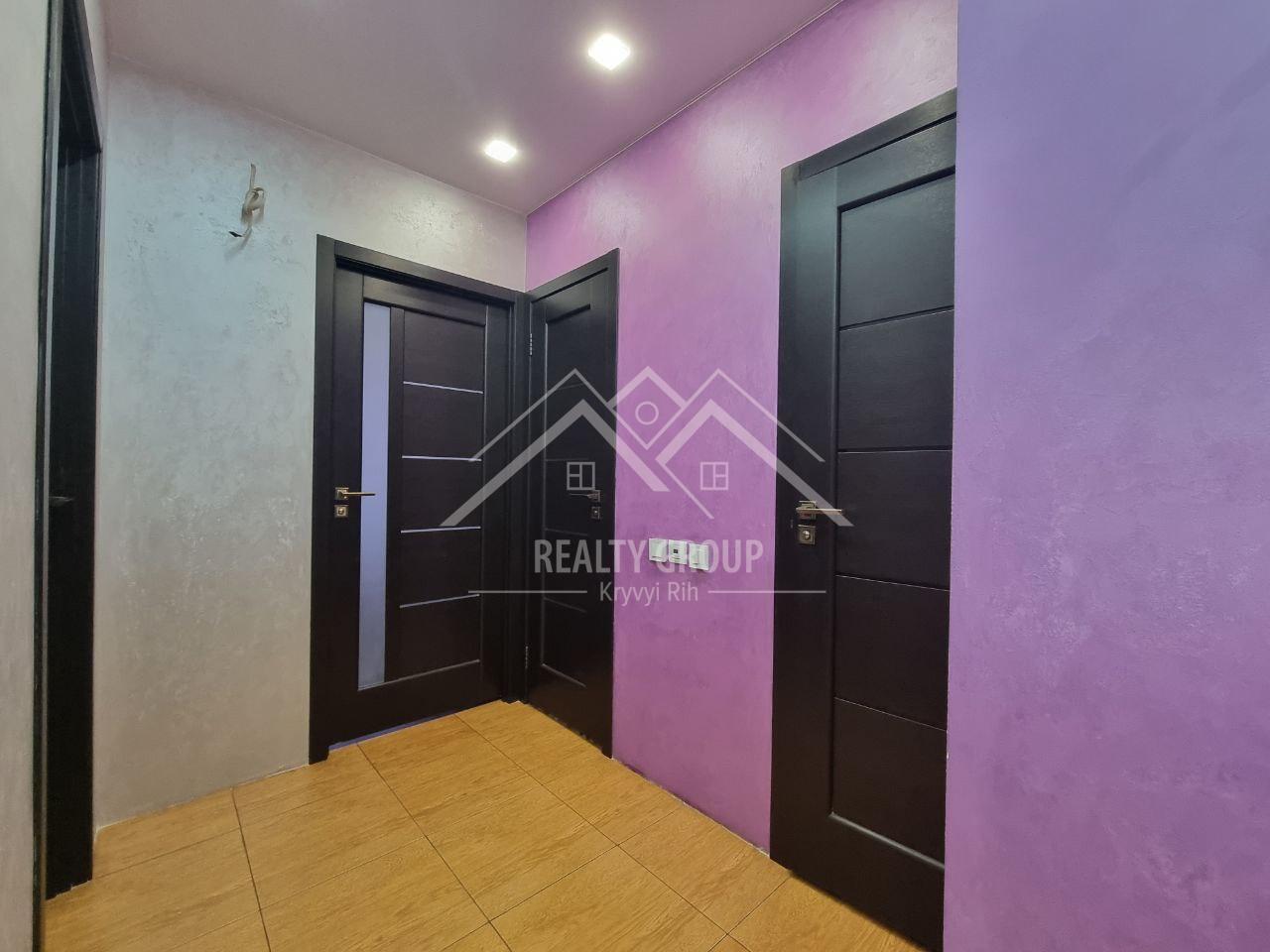 Продажа 3-комнатной квартиры 72 м², Вечерний бул.