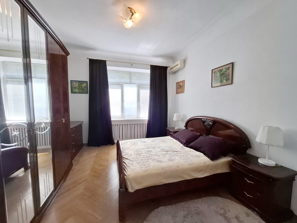 Аренда 3-комнатной квартиры 100 м², Институтская ул., 16