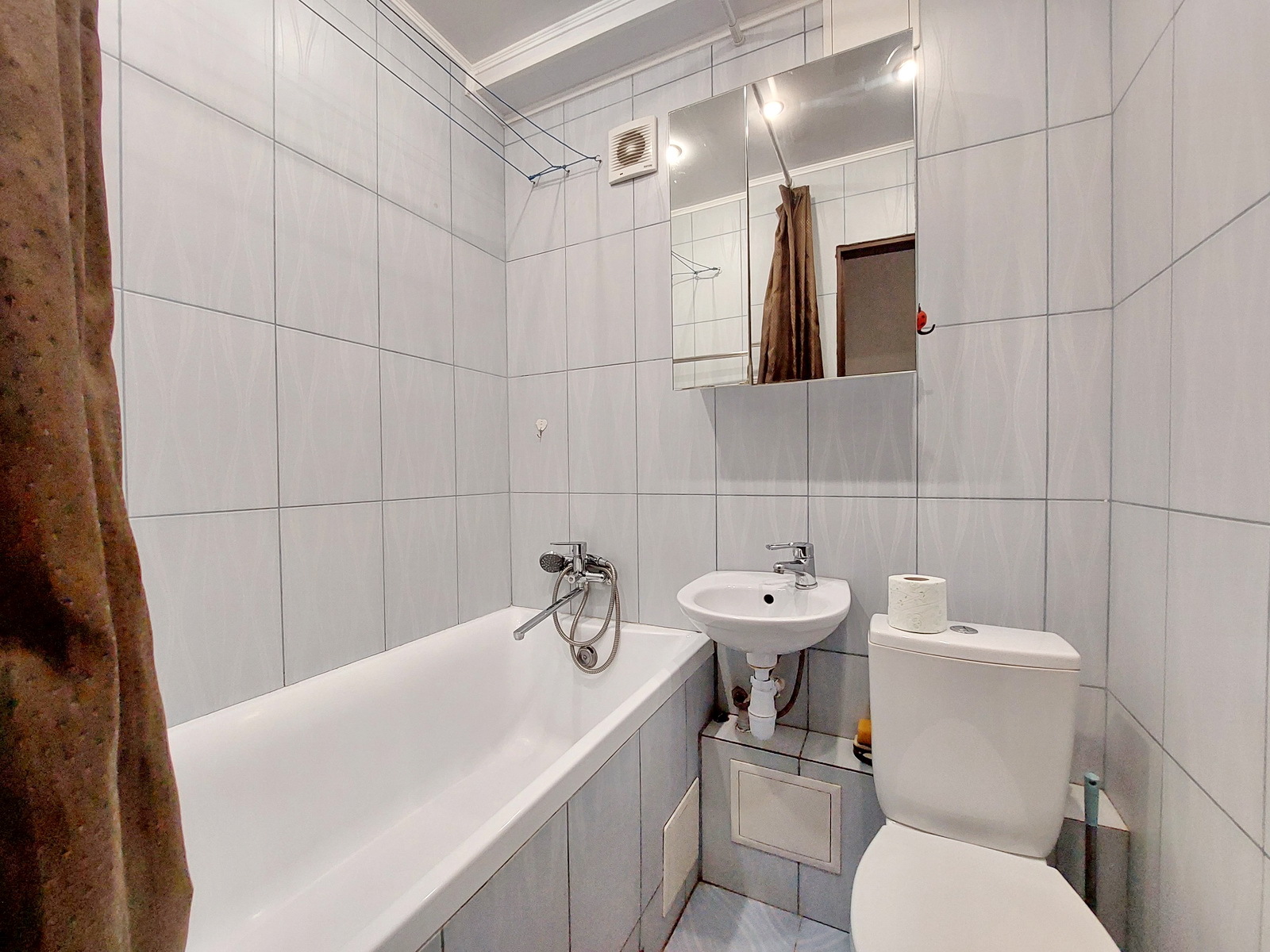 Продажа 3-комнатной квартиры 49 м², Победы ул., 71