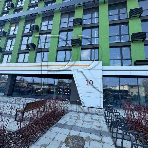 Продаж 1-кімнатної квартири 46 м², Причальна вул., 10