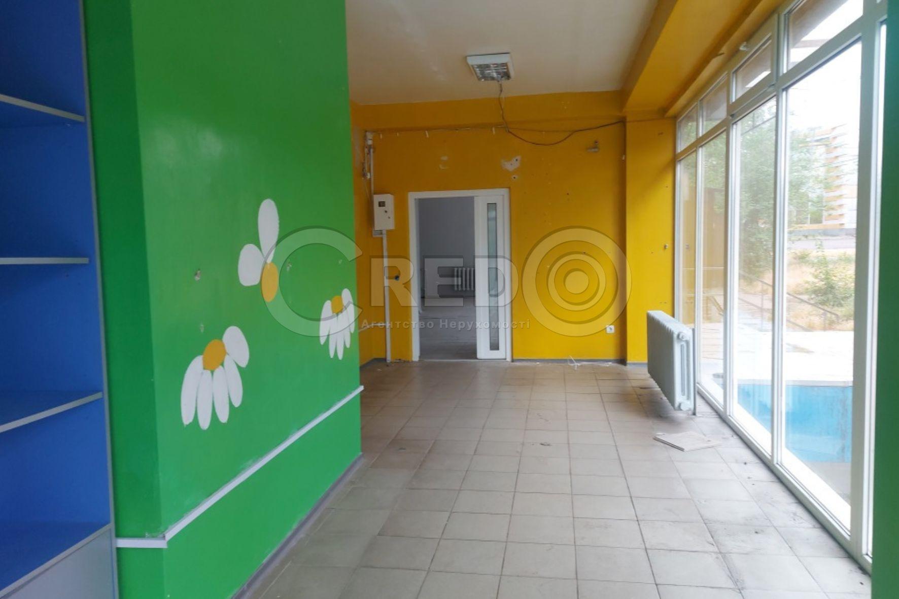 Аренда магазина 136 м², Космонавтов ул.