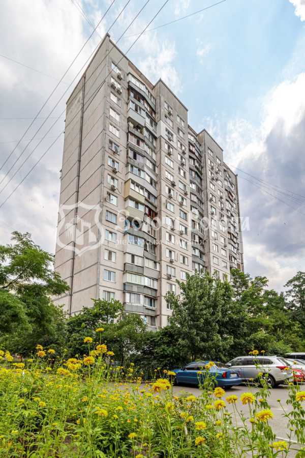 Продажа 3-комнатной квартиры 68.7 м², Зои Гайдай ул., 7А