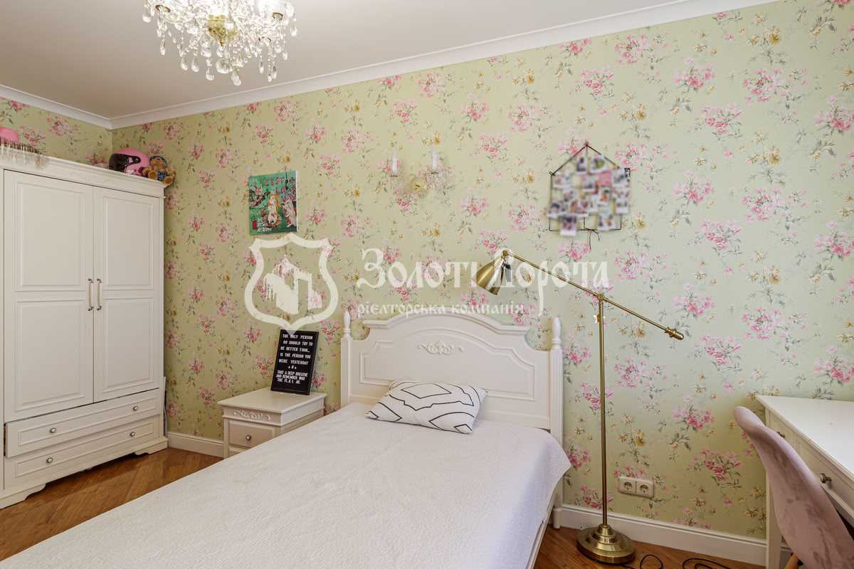 Продажа 3-комнатной квартиры 118 м², Героев Сталинграда просп., 14Г