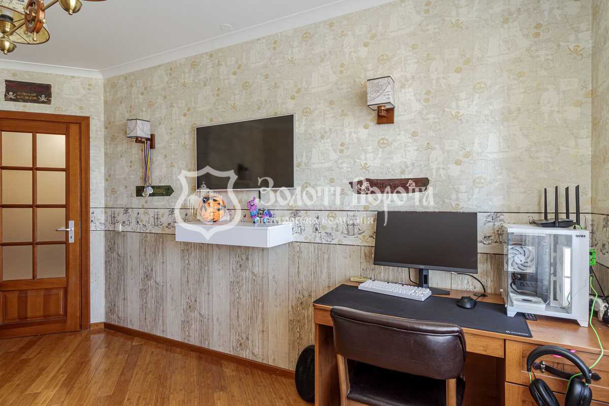 Продажа 3-комнатной квартиры 118 м², Героев Сталинграда просп., 14Г