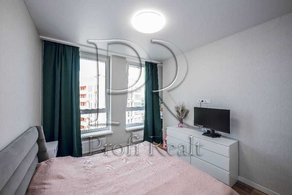 Продажа 3-комнатной квартиры 87 м², Победы просп., 67В