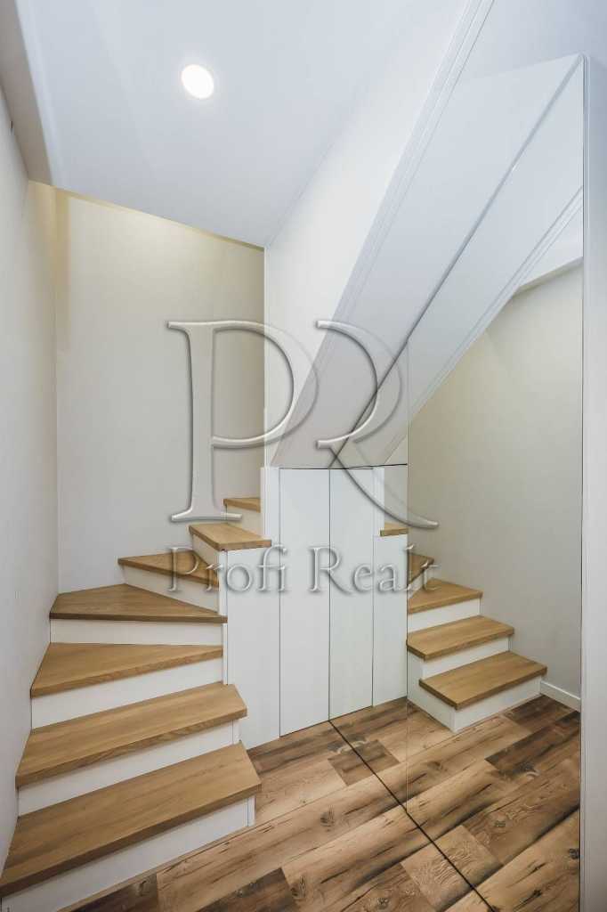 Продажа 3-комнатной квартиры 87 м², Победы просп., 67В