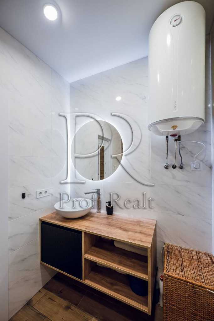 Продажа 3-комнатной квартиры 87 м², Победы просп., 67В