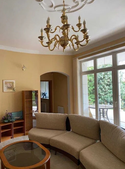 Аренда дома 240 м², Ванный пер.