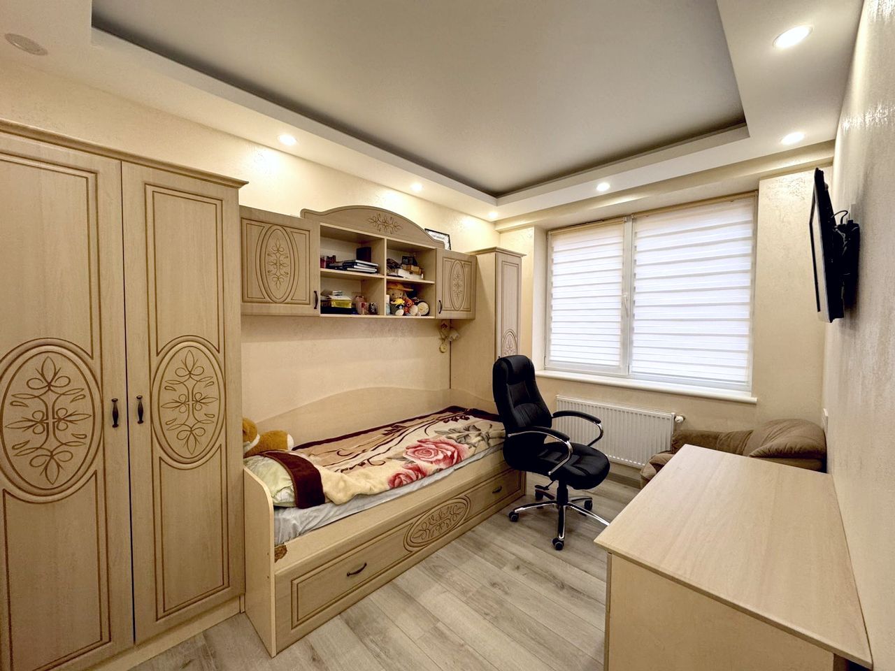 Продаж 3-кімнатної квартири 86 м², Січеславська вул., 6