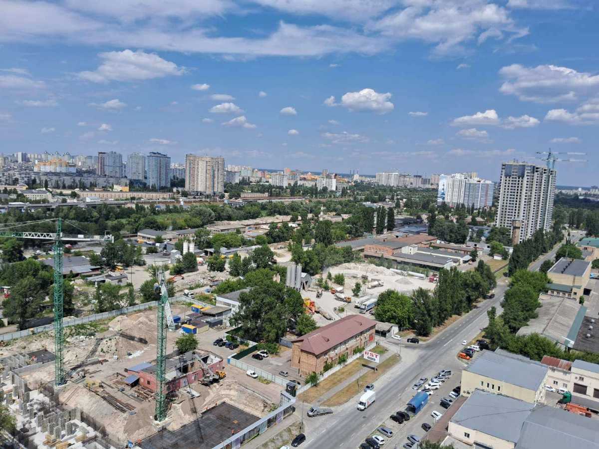 Продаж 2-кімнатної квартири 66 м², Причальна вул., 10