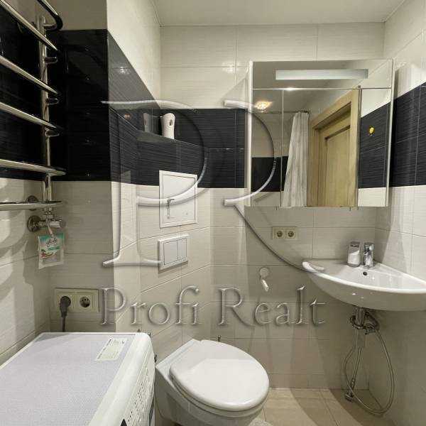 Продажа 2-комнатной квартиры 49 м², Голосеевский просп., 108к3