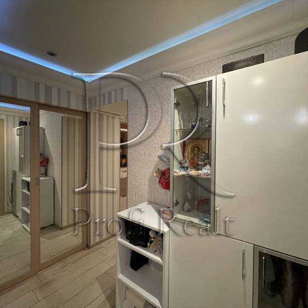 Продажа 2-комнатной квартиры 49 м², Голосеевский просп., 108к3