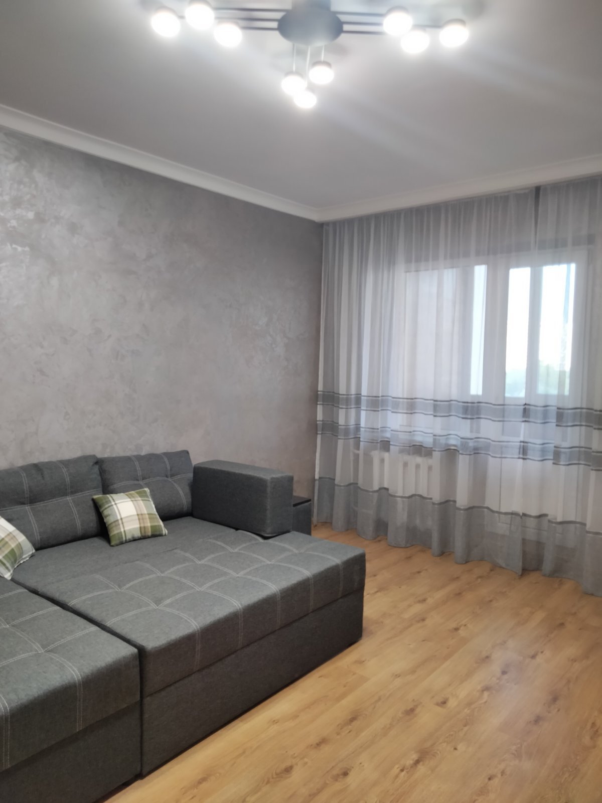 Оренда 2-кімнатної квартири 64 м², Олени Пчілки вул., 4