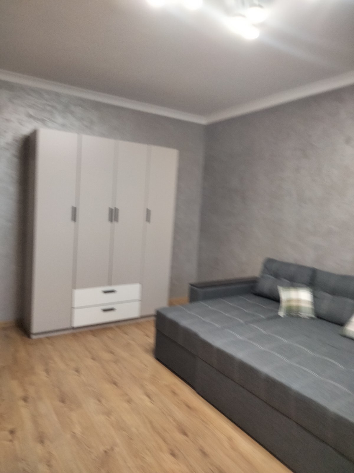 Оренда 2-кімнатної квартири 64 м², Олени Пчілки вул., 4