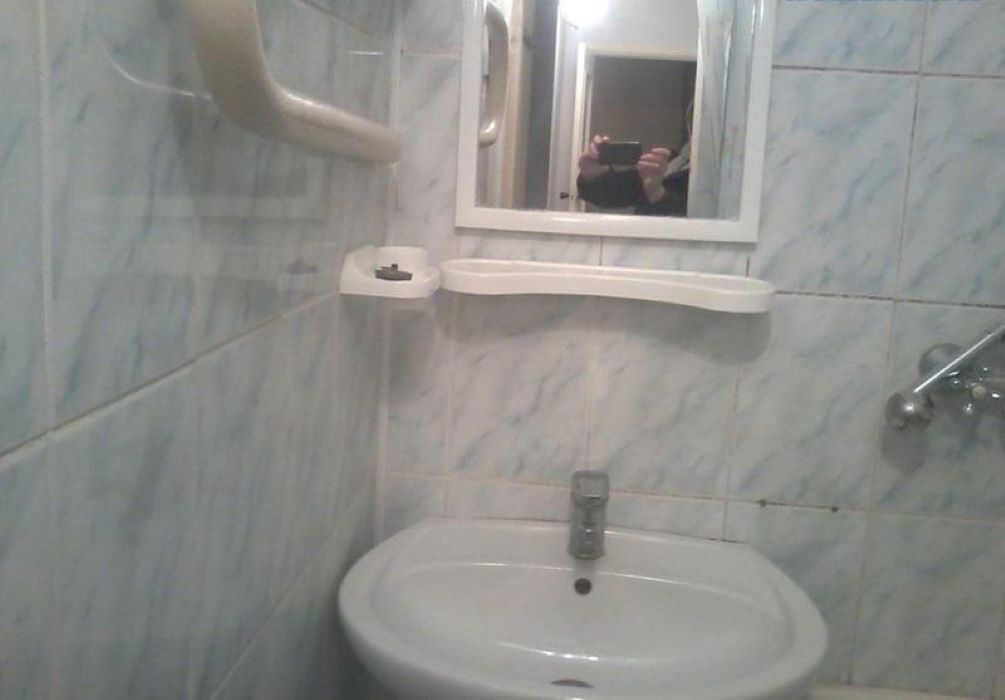 Оренда кімнати/частини квартири, Зої Гайдай вул., 7А