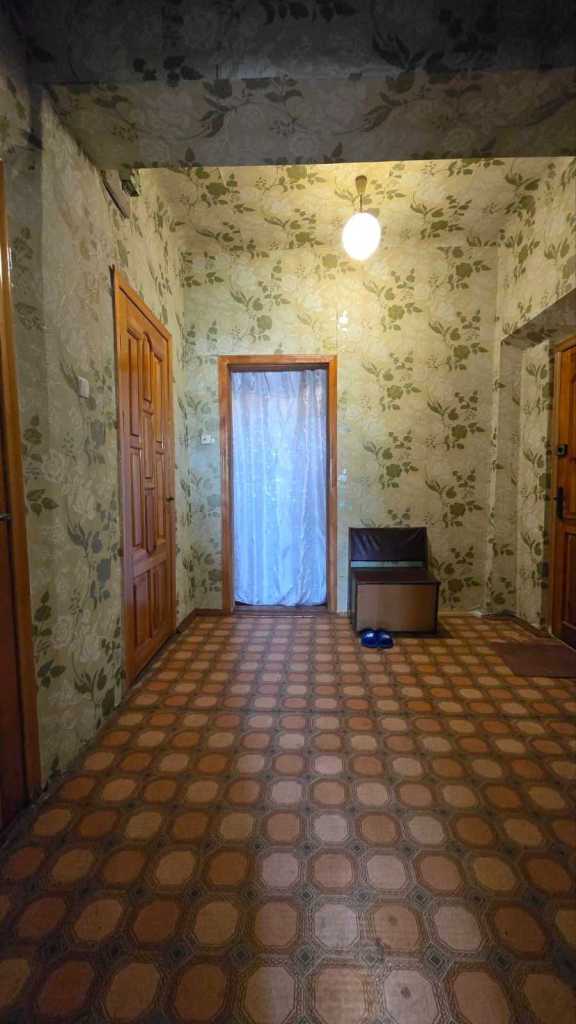 Продажа 3-комнатной квартиры 67.8 м²