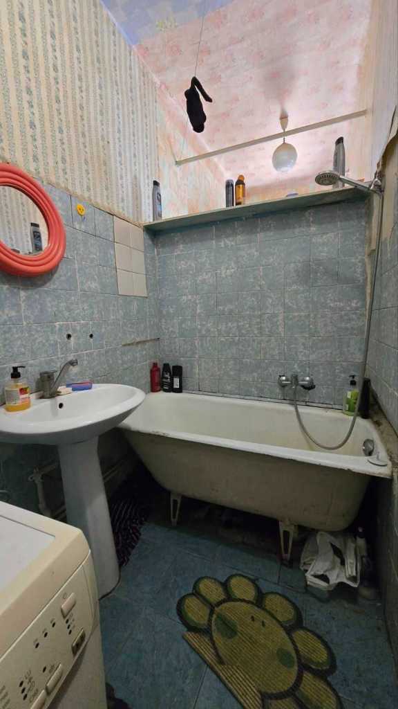 Продажа 3-комнатной квартиры 67.8 м²