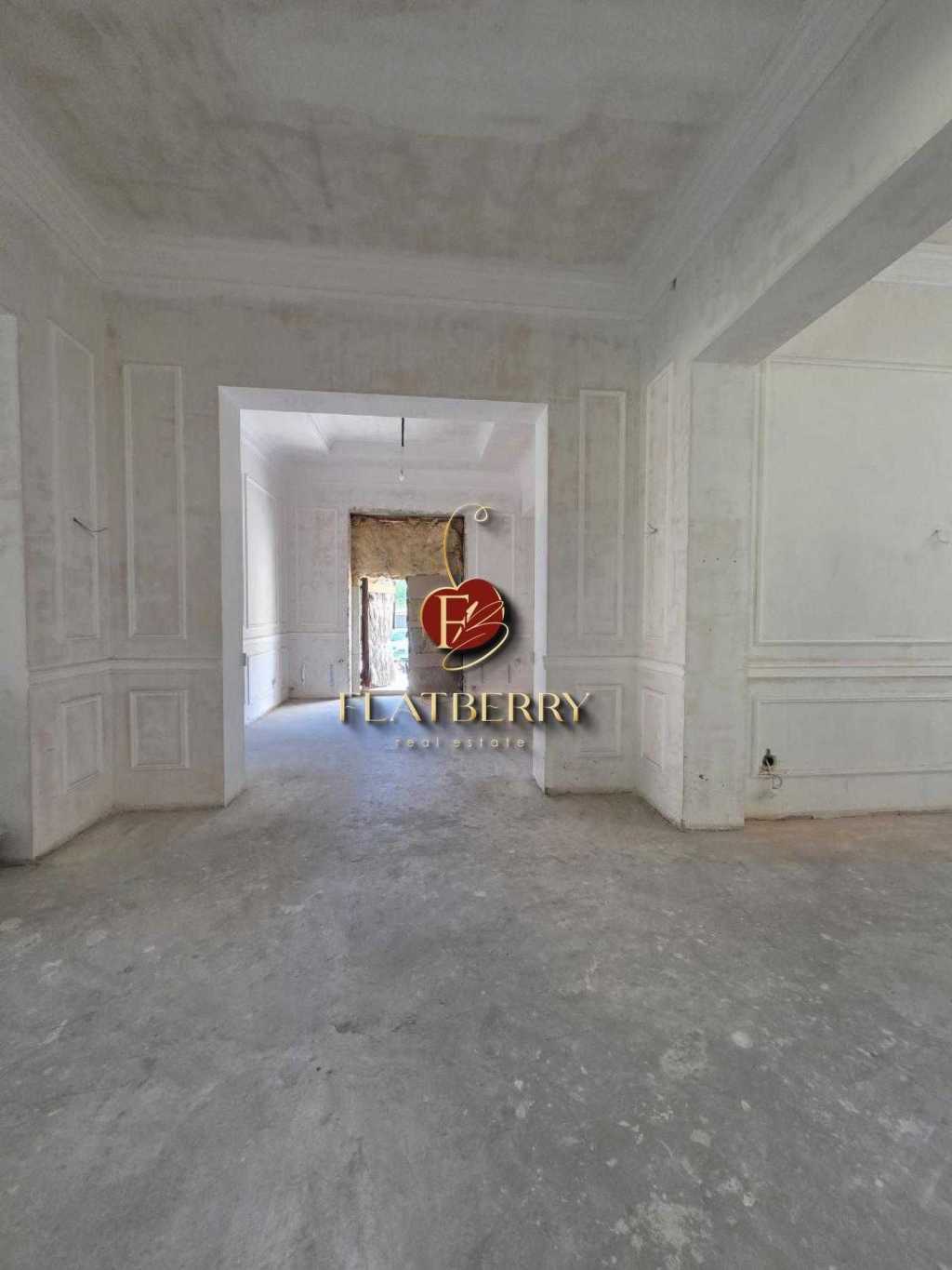 Продаж будинку 658 м², Прорізна вул., 1-3/5
