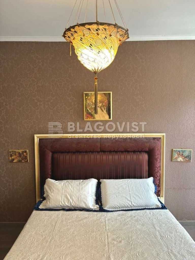 Продажа 2-комнатной квартиры 74 м², Институтская ул., 24/7