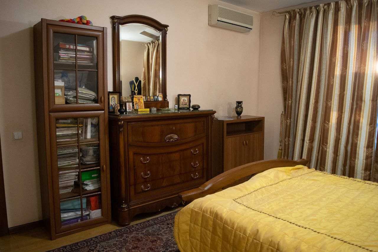 Продажа 4-комнатной квартиры 226.2 м², Маршала Тимошенко ул., 29