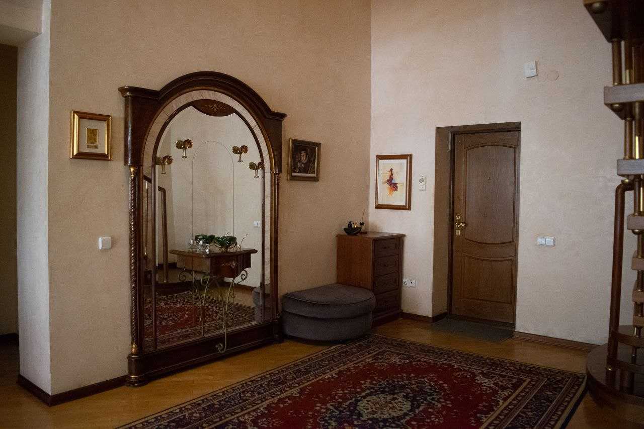 Продажа 4-комнатной квартиры 226.2 м², Маршала Тимошенко ул., 29