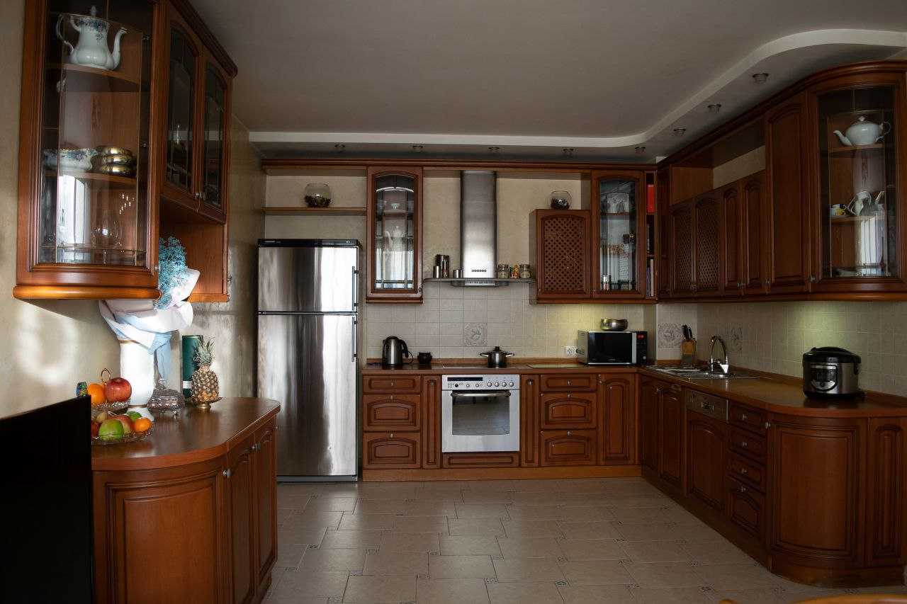 Продажа 4-комнатной квартиры 226.2 м², Маршала Тимошенко ул., 29