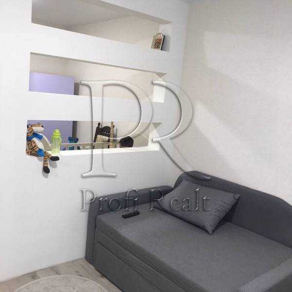 Продажа 1-комнатной квартиры 37 м², Стеценко ул., 75Г