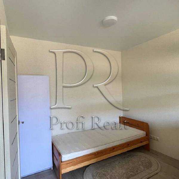 Продажа 1-комнатной квартиры 37 м², Стеценко ул., 75Г