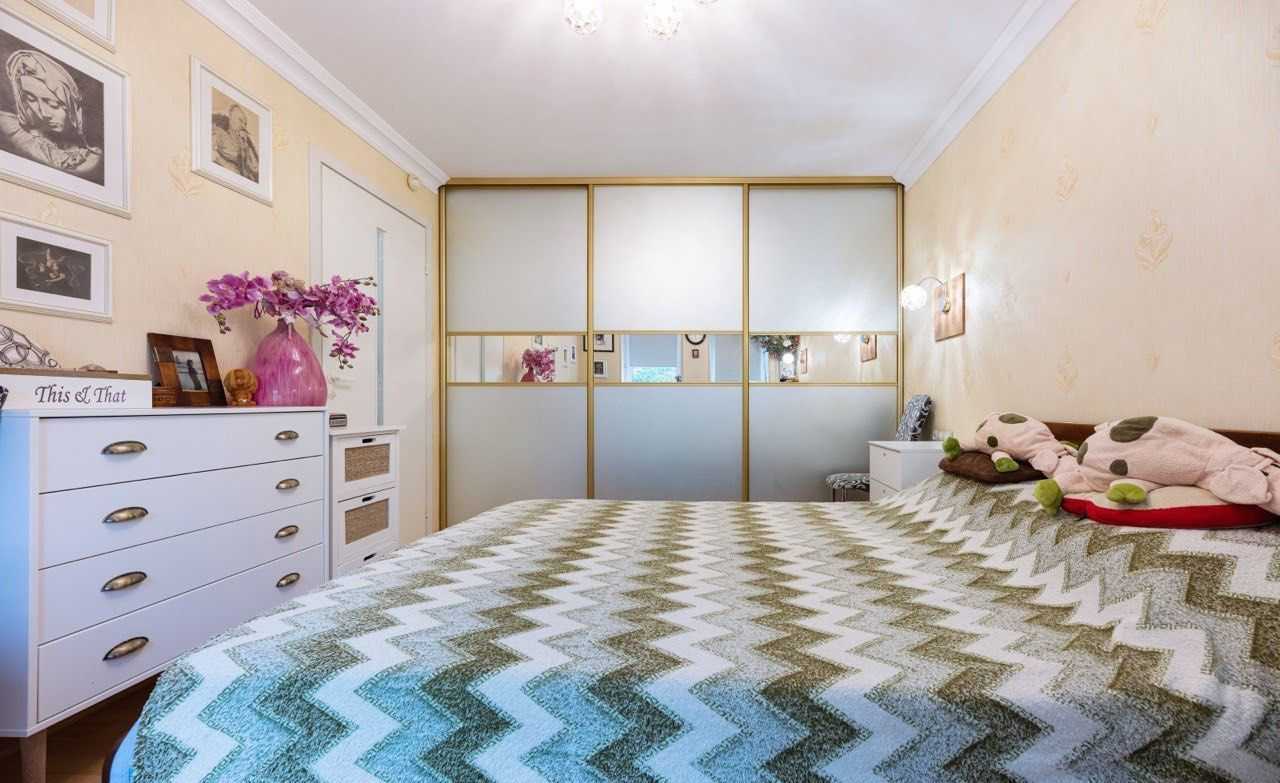 Продаж 2-кімнатної квартири 63 м², Лук`янівська вул., 63