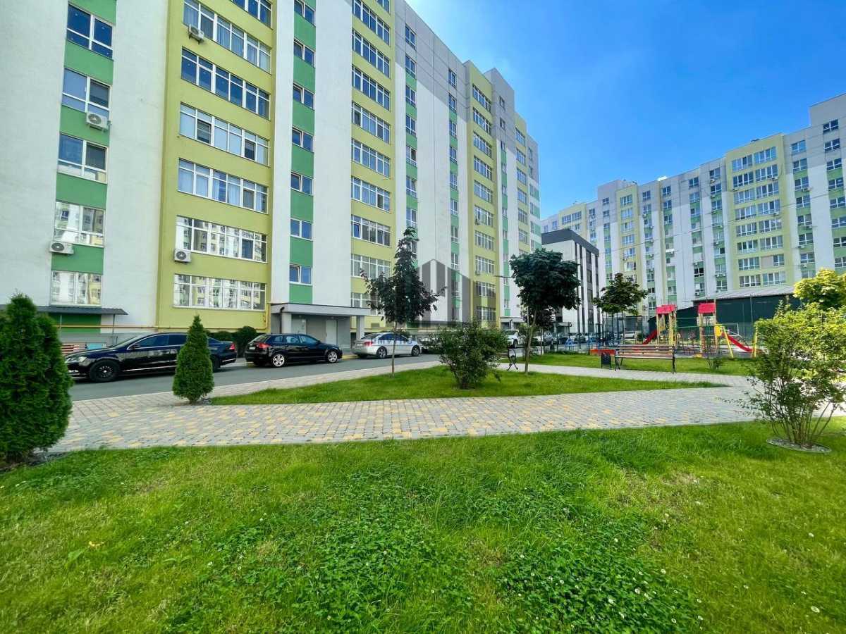 Продаж 2-кімнатної квартири 69.5 м², Бакинская, 1В