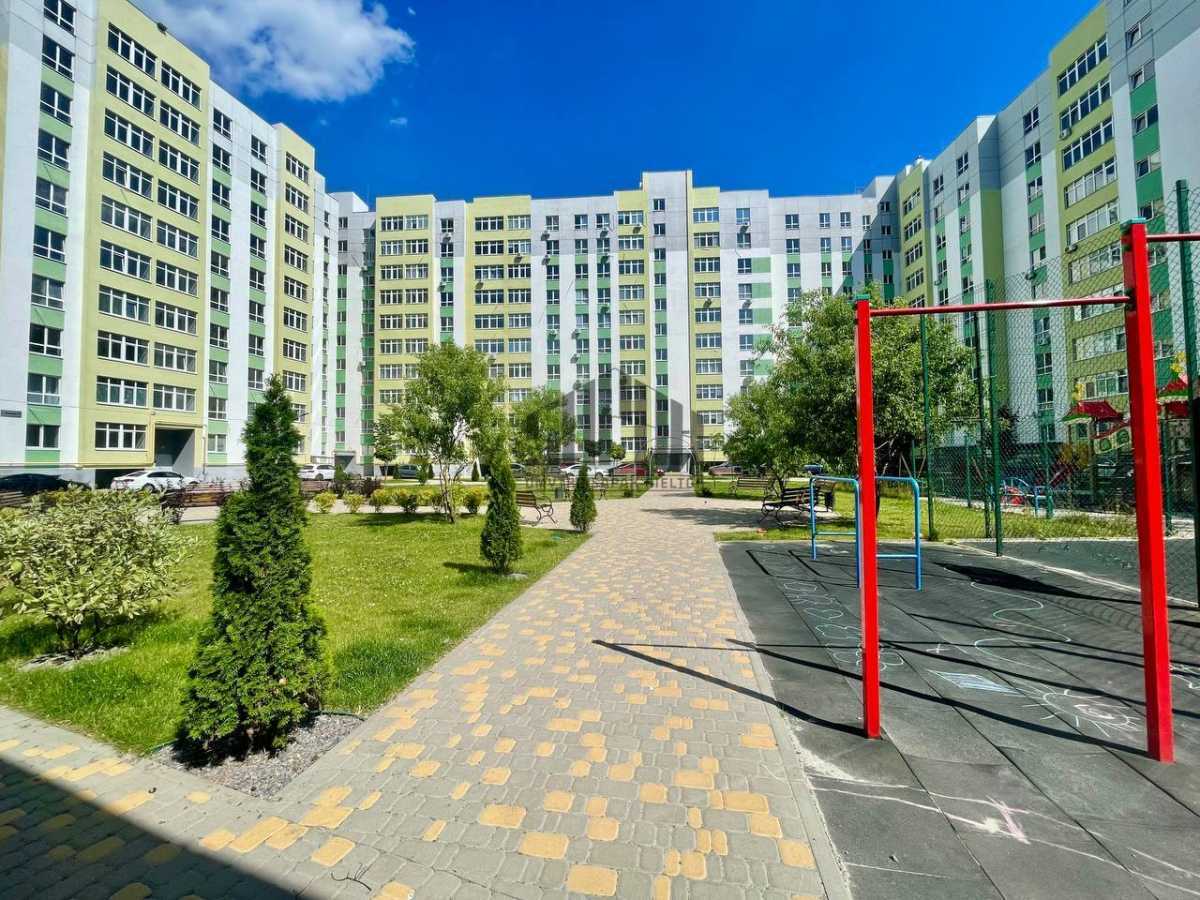 Продаж 2-кімнатної квартири 69.5 м², Бакинская, 1В