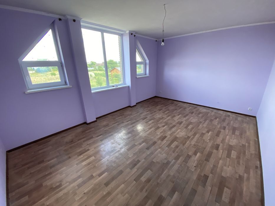 Оренда будинку 420 м²