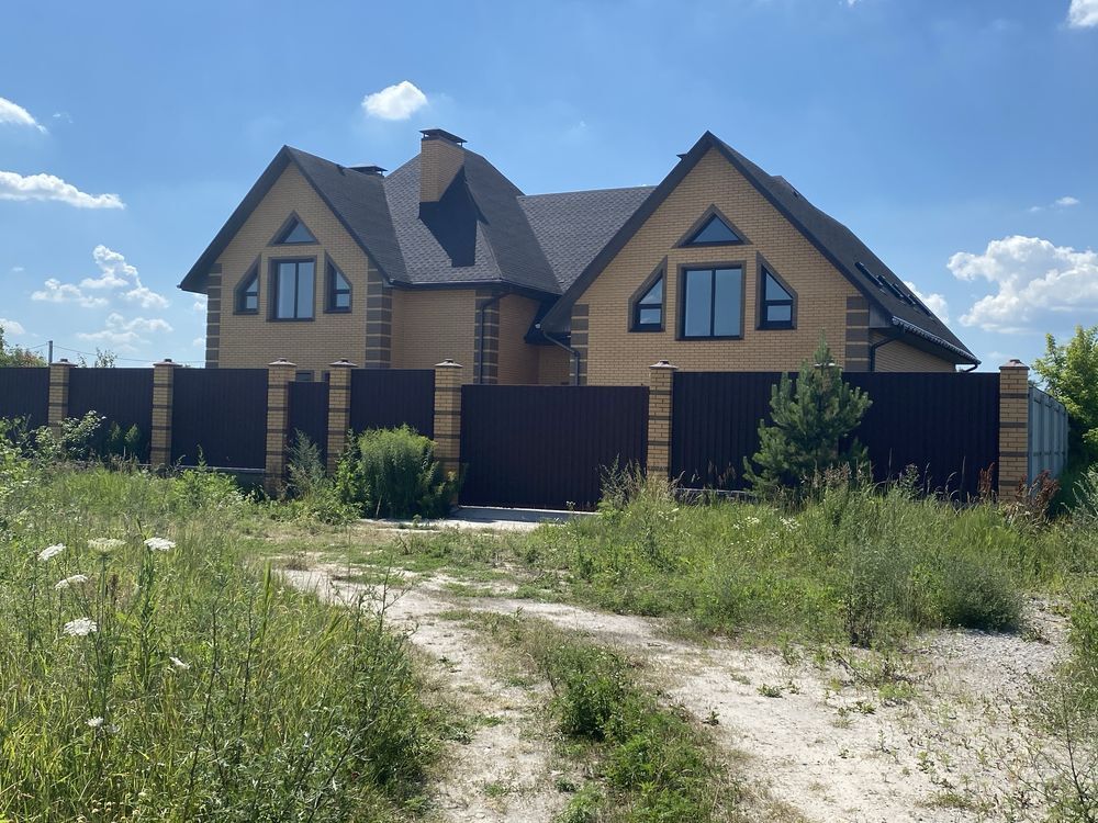 Оренда будинку 420 м²