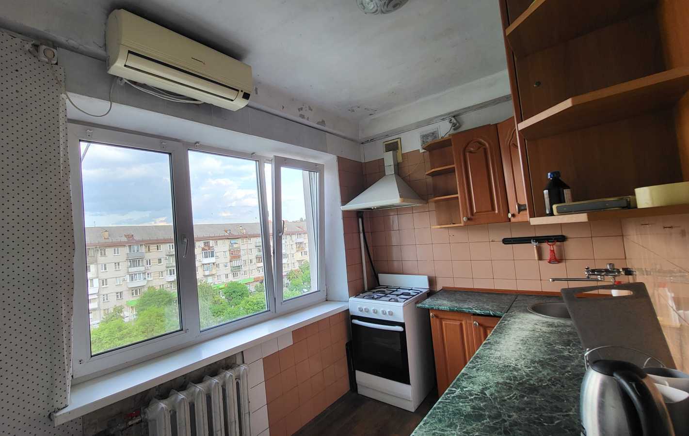 Оренда 2-кімнатної квартири 45 м², Праці бул., 1