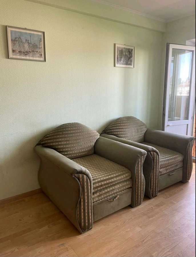 Оренда 2-кімнатної квартири 45 м², Праці бул., 1