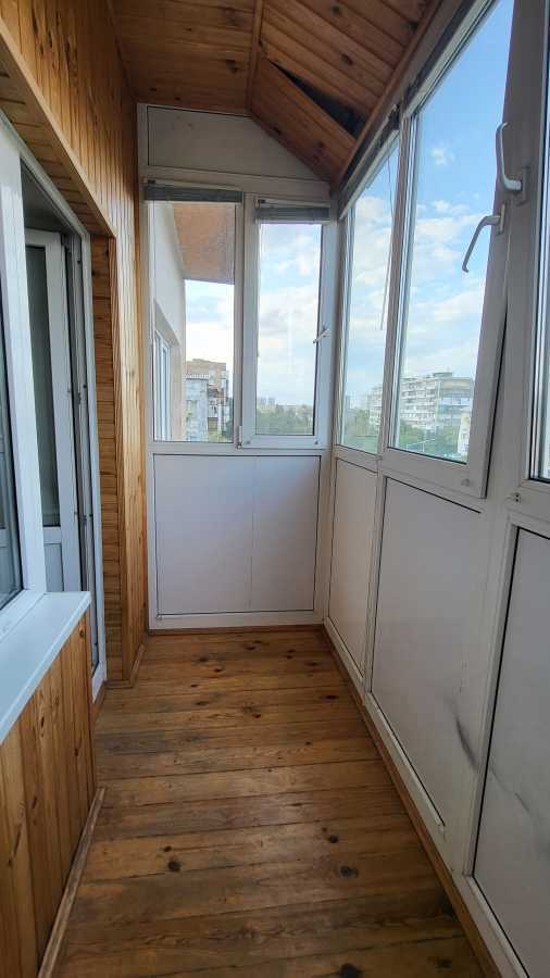 Оренда 2-кімнатної квартири 45 м², Праці бул., 1