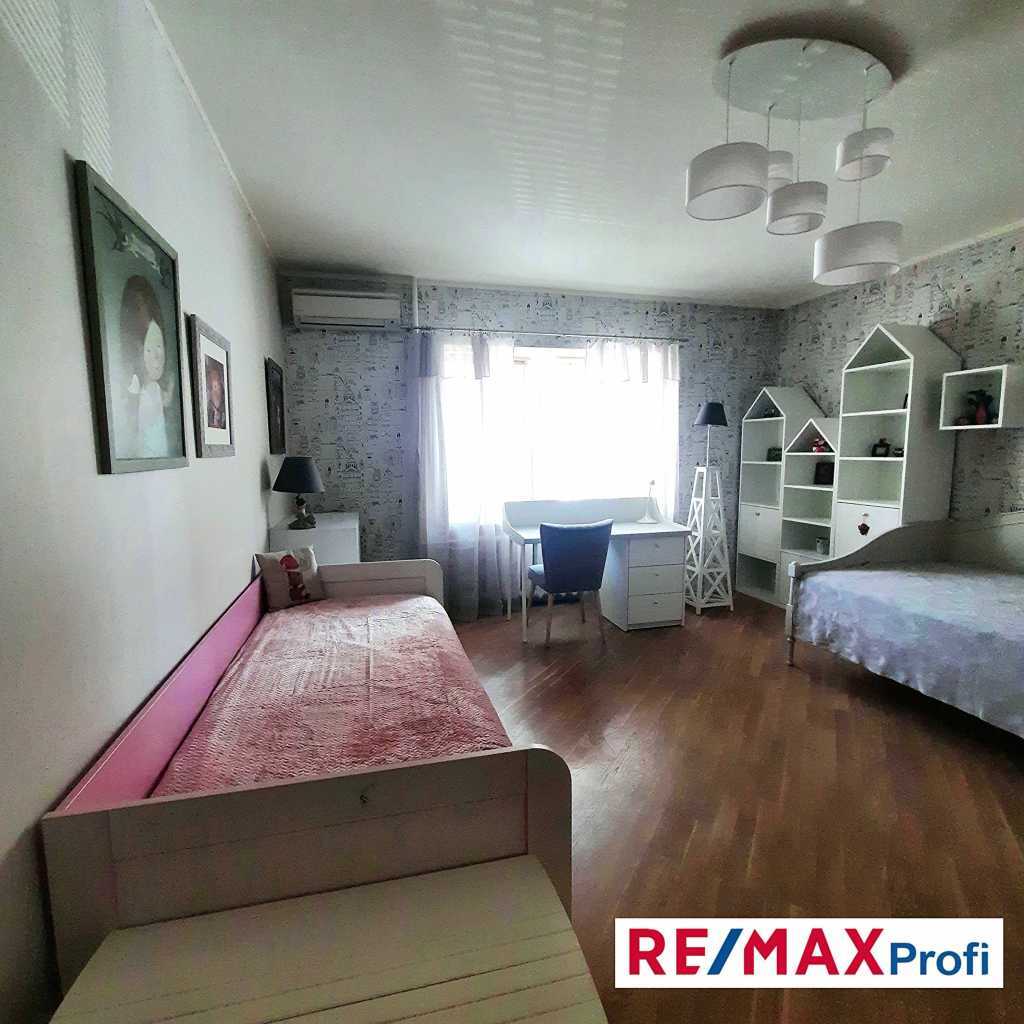 Аренда 3-комнатной квартиры 135 м², Героев Сталинграда просп., 22