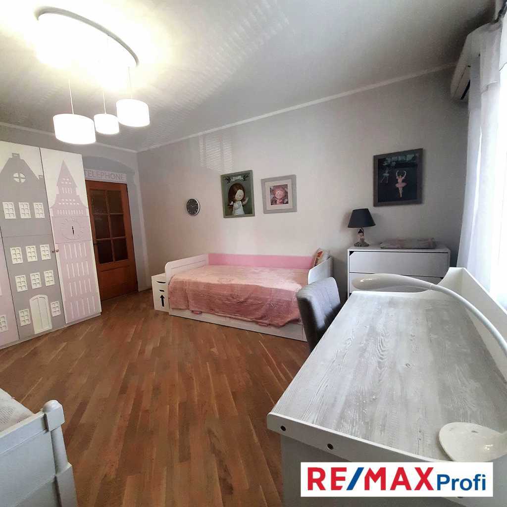Аренда 3-комнатной квартиры 135 м², Героев Сталинграда просп., 22