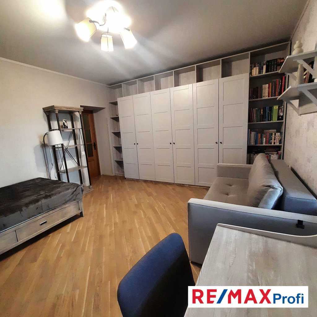 Аренда 3-комнатной квартиры 135 м², Героев Сталинграда просп., 22