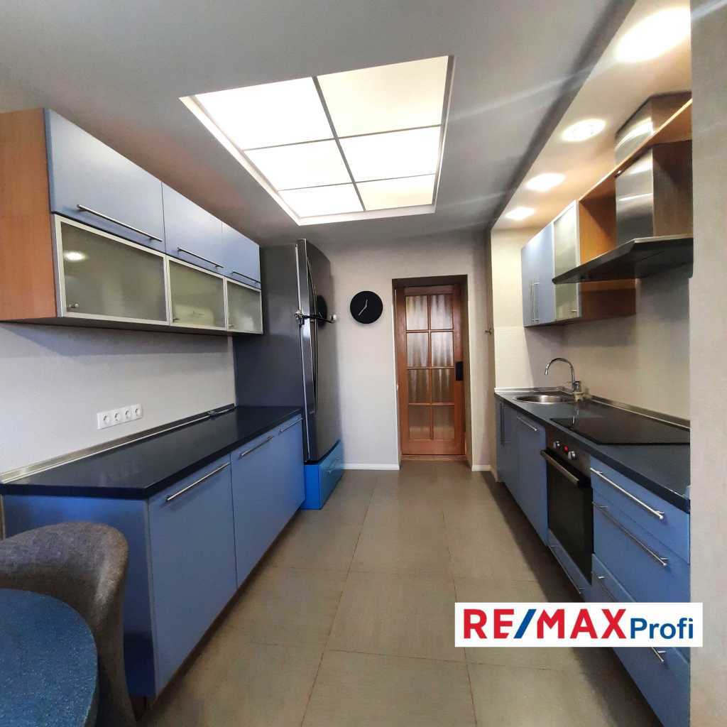 Аренда 3-комнатной квартиры 135 м², Героев Сталинграда просп., 22