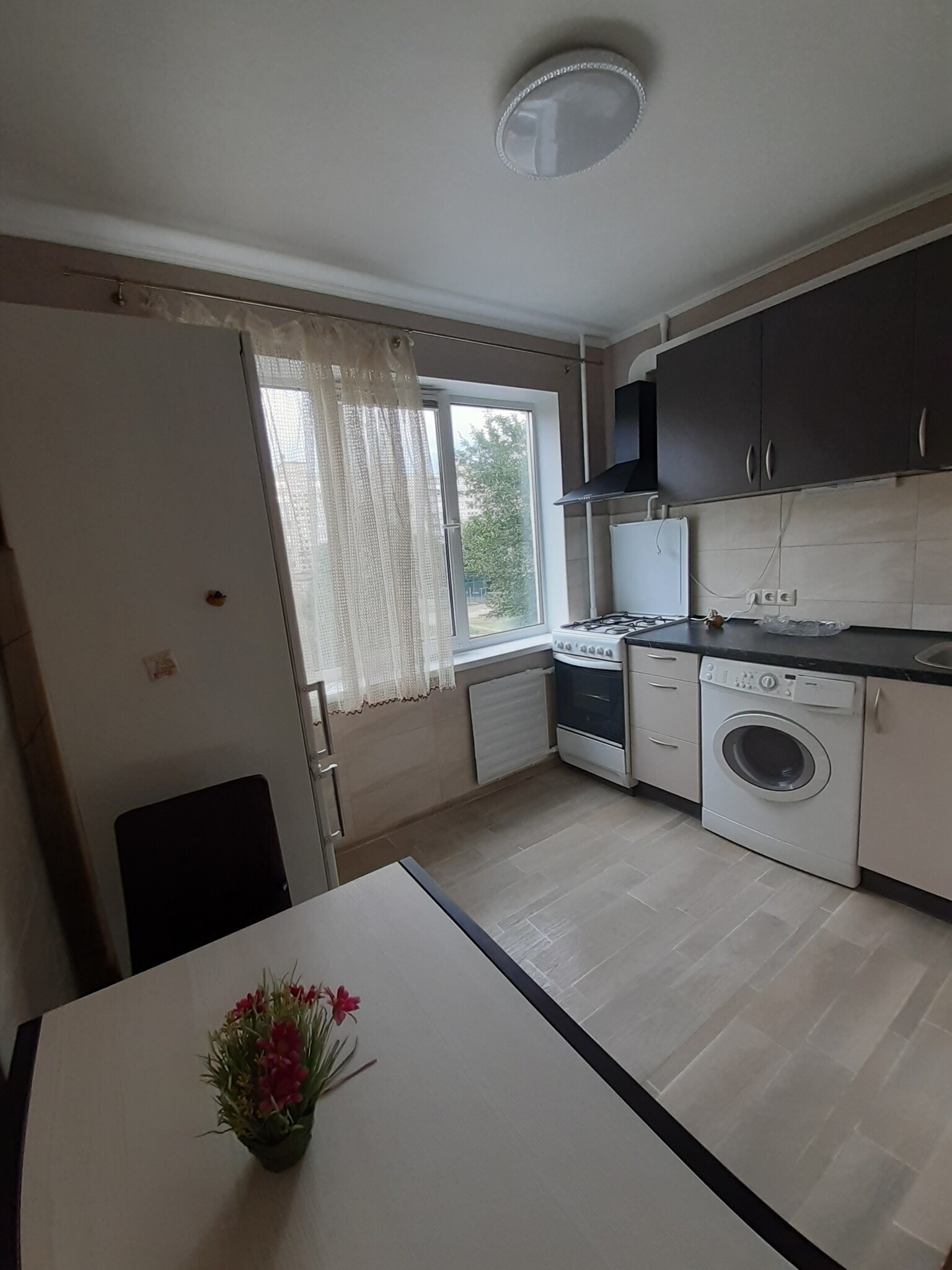 Аренда 3-комнатной квартиры 75 м², Романа Шухевича просп.