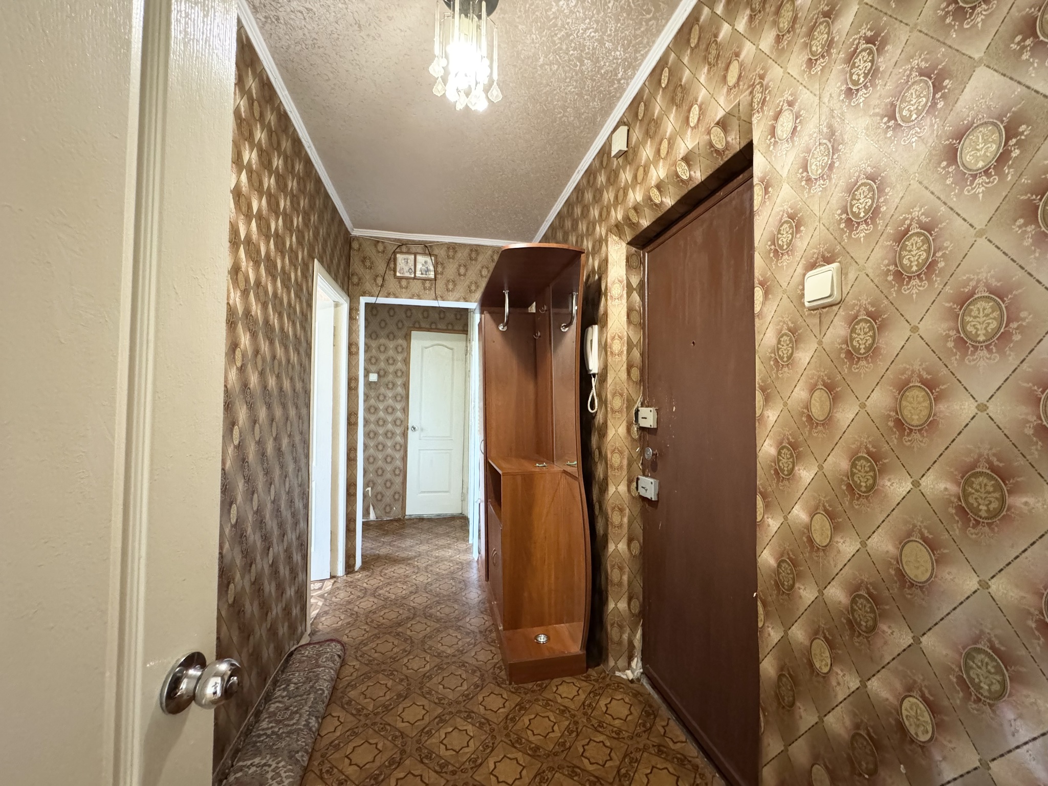 Продаж 2-кімнатної квартири 55 м², Бурштинова вул., 42