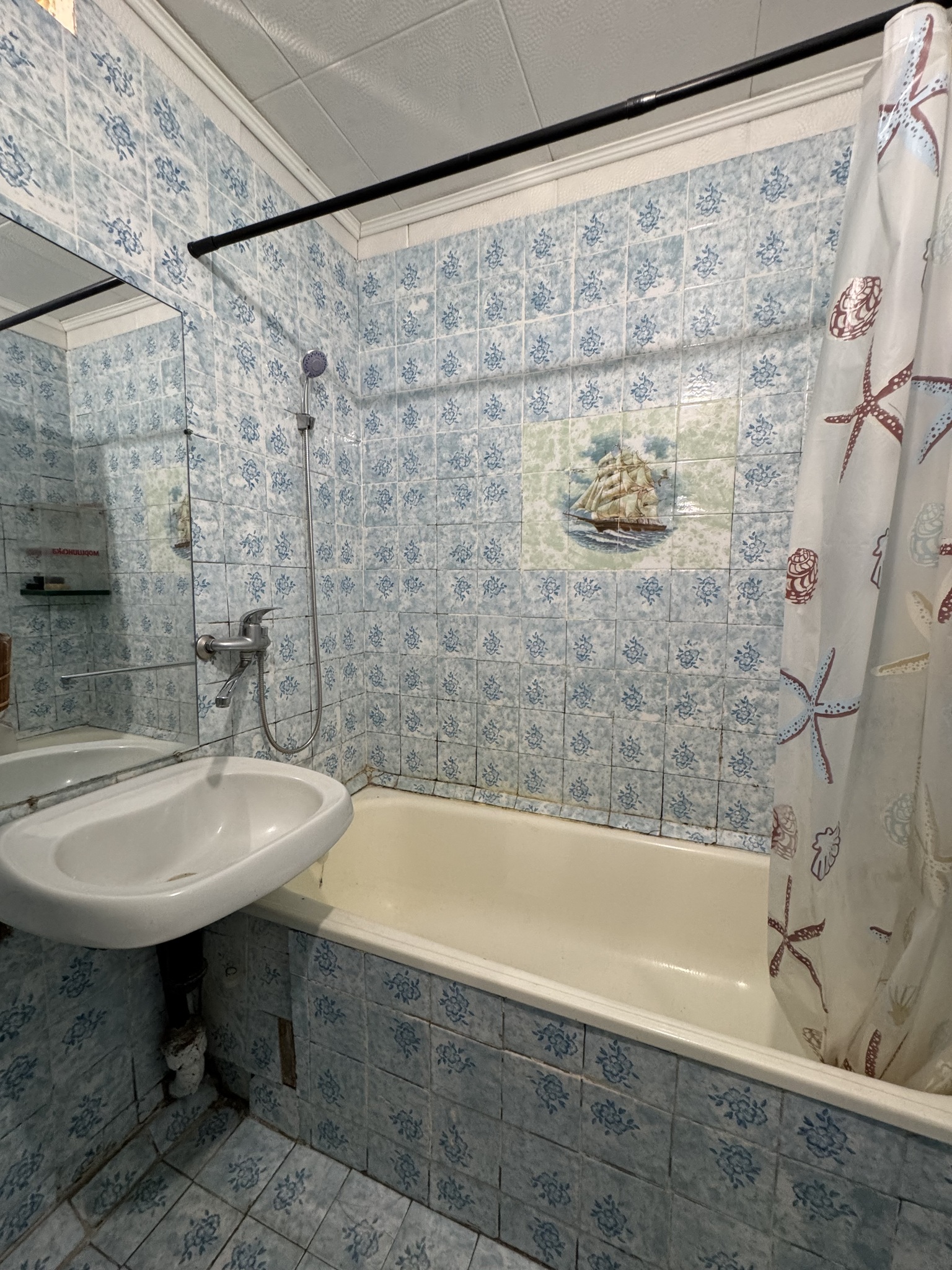 Продаж 2-кімнатної квартири 55 м², Бурштинова вул., 42