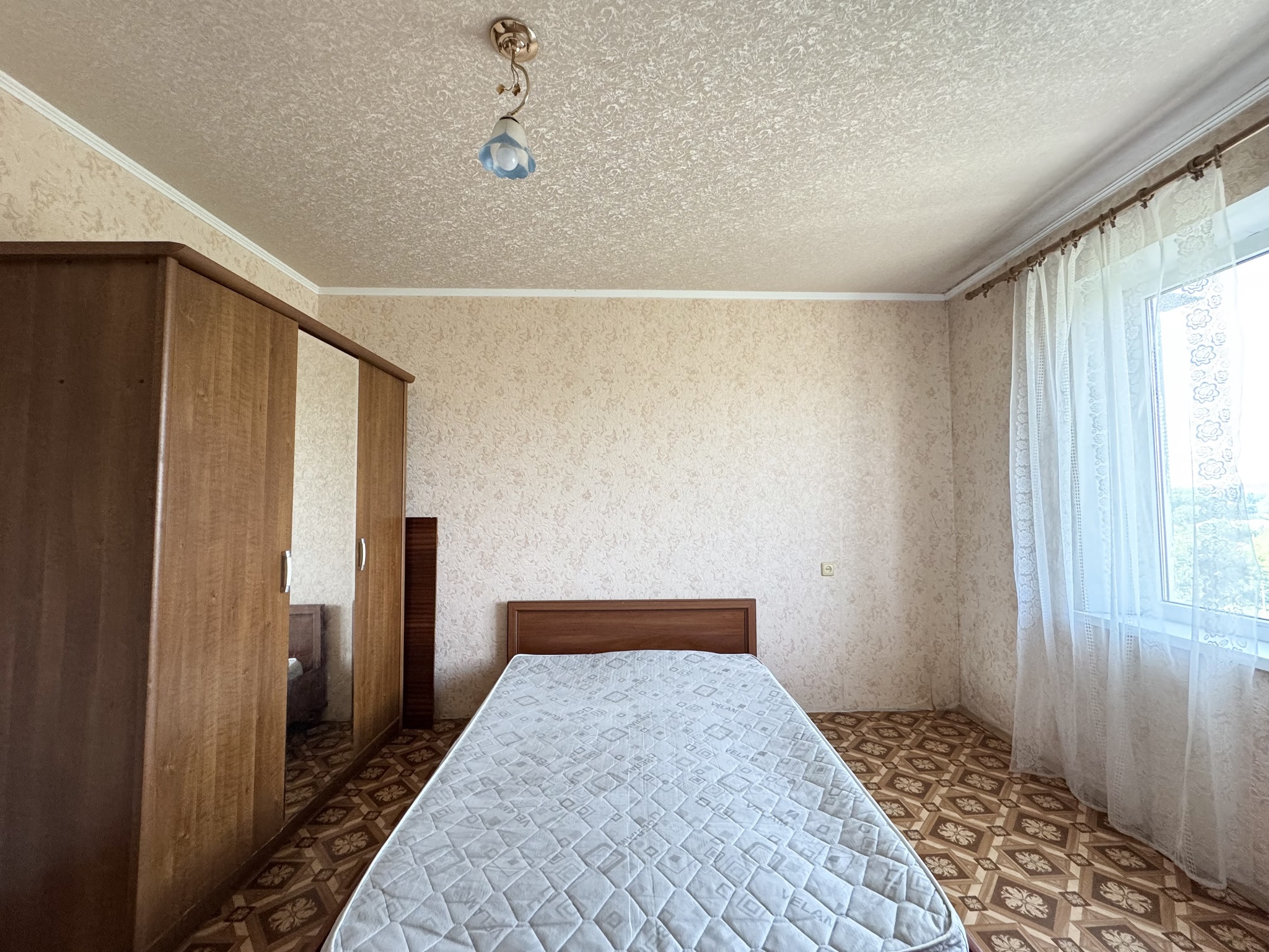 Продаж 2-кімнатної квартири 55 м², Бурштинова вул., 42